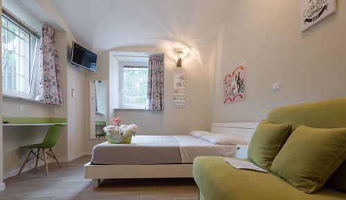 Habitación triple (Velocipede)