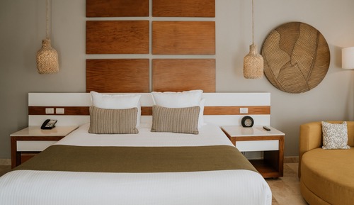 Luxurious Master Suite