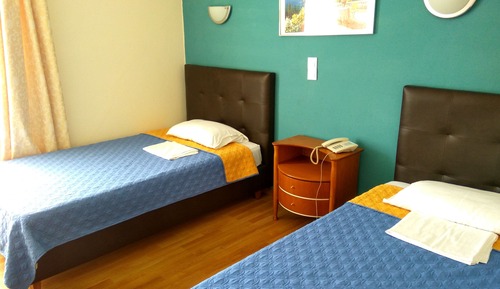 Habitación con 2 camas individuales, 2 camas individuales