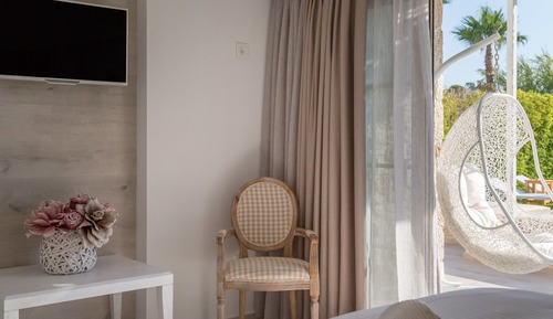 Suite de luna de miel, bañera de hidromasaje