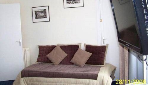 Habitación superior con 1 cama doble o 2 individuales