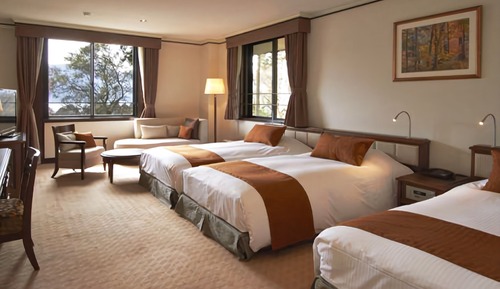 Habitación triple, no fumadores, vistas al jardín