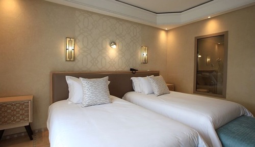 Suite, baño privado