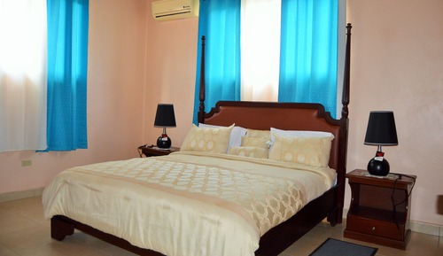 Suite (Suzanne)