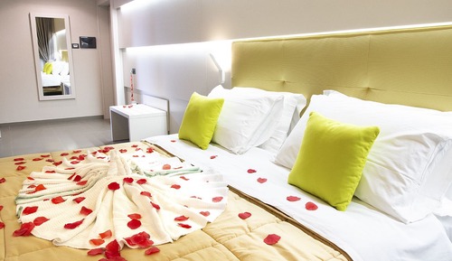 Suite superior, 1 cama de matrimonio grande, bañera de hidromasaje