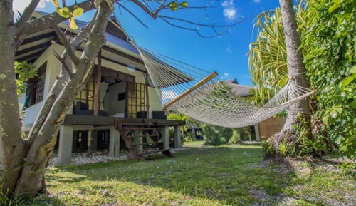 Bungalow, en la zona del jardín