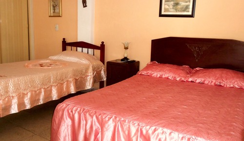 Habitación con 1 cama doble o 2 individuales