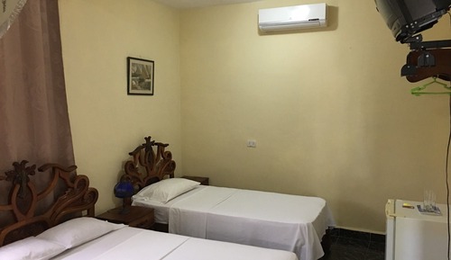 Habitación con 1 cama doble o 2 individuales