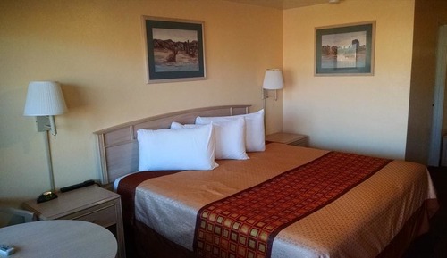 Habitación estándar, 1 cama de matrimonio grande, vistas a la montaña