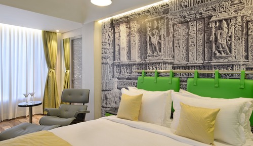 Habitación Deluxe con 1 cama doble o 2 individuales, vistas a la ciudad