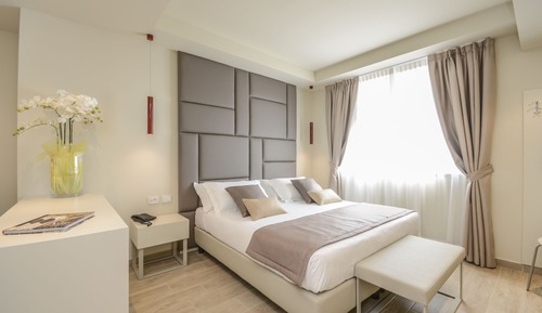 Suite superior, vistas al lago