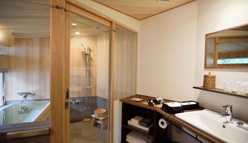 Habitación básica, no fumadores (Yu, Dinner served in the Room)