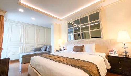 1 Bedroom Suite