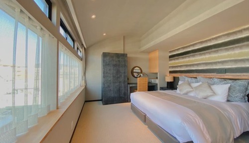 Suite familiar, 3 habitaciones, bañera de hidromasaje, vistas a la ciudad