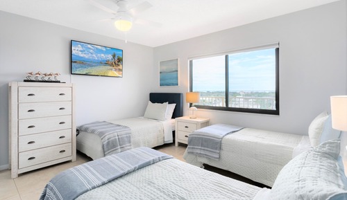 Apartamento, 3 habitaciones, frente al mar