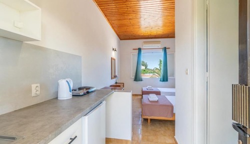 Habitación estándar con 1 cama doble o 2 individuales