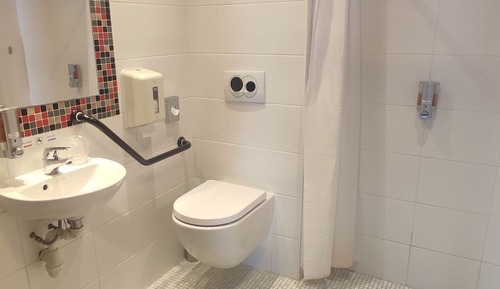 Habitación Confort doble, accesible para personas con discapacidad, vistas parciales al mar