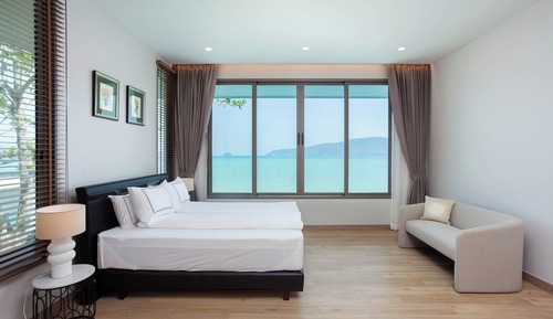 3-Bedroom Beachfront Pool Villa