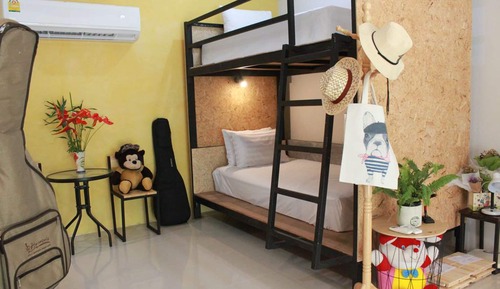 4 Bed Mixed Dormitory 