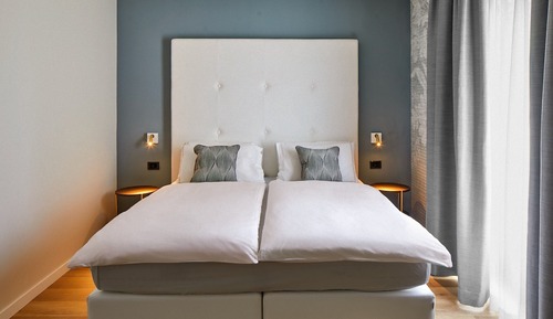 Habitación ejecutiva con 1 cama doble o 2 individuales, balcón