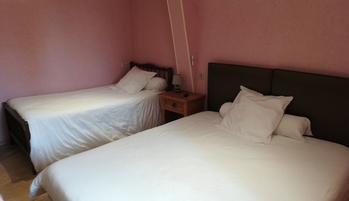 Habitación triple clásica (Rose)