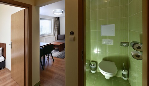 Apartamento familiar, 2 habitaciones, cocina básica