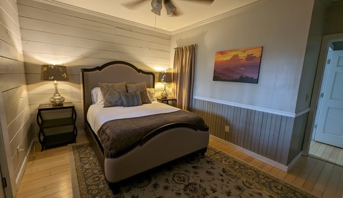 Habitación Signature, 1 cama de matrimonio, frigorífico y microondas, planta baja