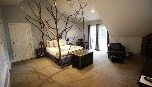 Deluxe Room, 1 Queen Bed, Jetted Tub (American Hornbeam) - No Pets Allowed
