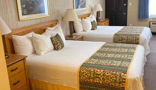 Estudio, 2 camas de matrimonio, no fumadores, cocina (Lower Floor - Dog Friendly)