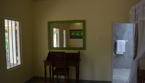 Habitación clásica doble, 1 cama de matrimonio grande, vistas a la montaña, en la zona del patio