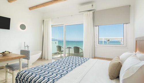 Suite estudio superior, vistas al mar, mirando al mar