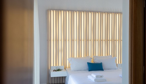 Loft de lujo, bañera de hidromasaje, vistas parciales al mar