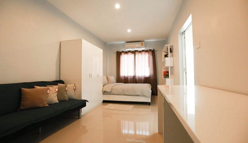Estudio, balcón