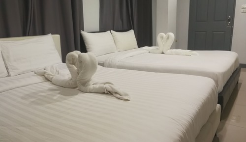 2 Queen Bed