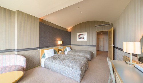 Twin Room with Private Bathroom, Smoking