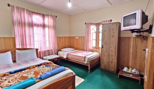 Habitación clásica con 1 cama doble o 2 individuales