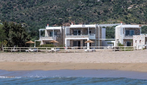 Villa de lujo, 2 habitaciones, piscina privada, junto a la playa (Lithos)