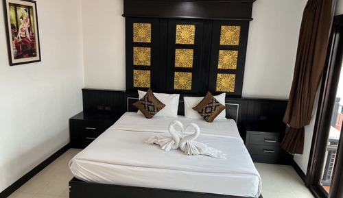 Habitación superior, vistas al jardín