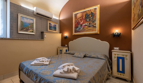 Habitación con 1 cama doble o 2 individuales, no fumadores