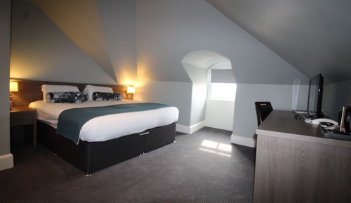 Standard King Room