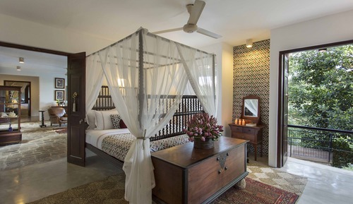 Queen Room with Balcony