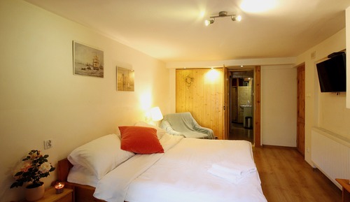 Habitación estándar doble, balcón (sauna)