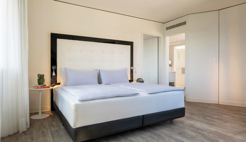 The Innside Room