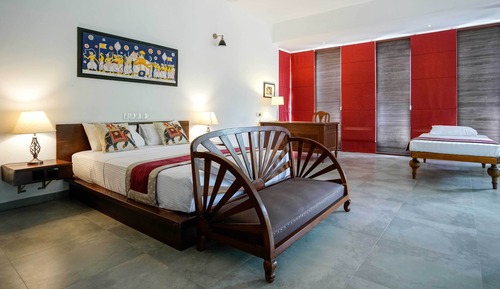 Suite Premier, 1 cama de matrimonio grande, patio, vistas a la montaña