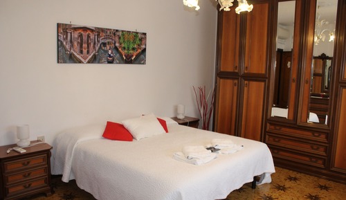 Habitación básica doble, baño compartido