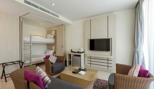 Executive 1 Bedroom Family Suite No Balcony