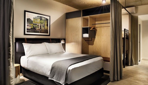 Quad Suite
