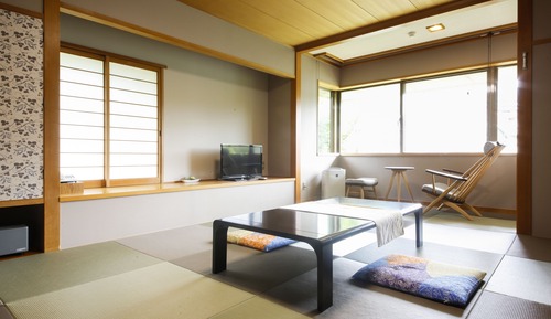 Habitación tradicional, baño compartido (Modern Japanese Style)