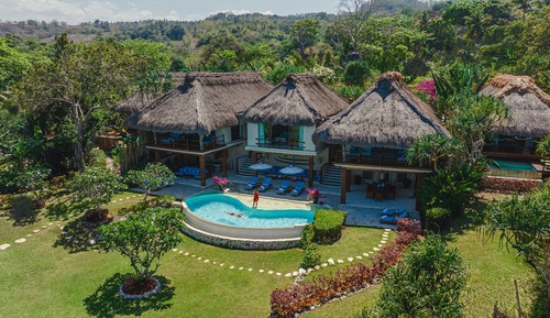 Villa, 2 habitaciones, piscina privada, vistas al mar (Putri Lantoro)