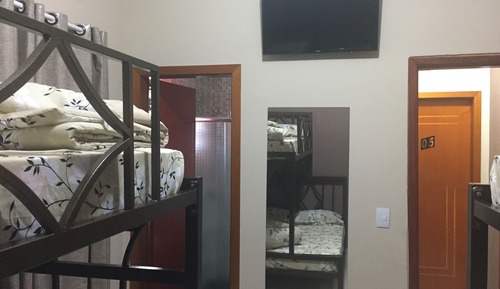 Habitación (Up to 5 People/Até 5 Pessoas)